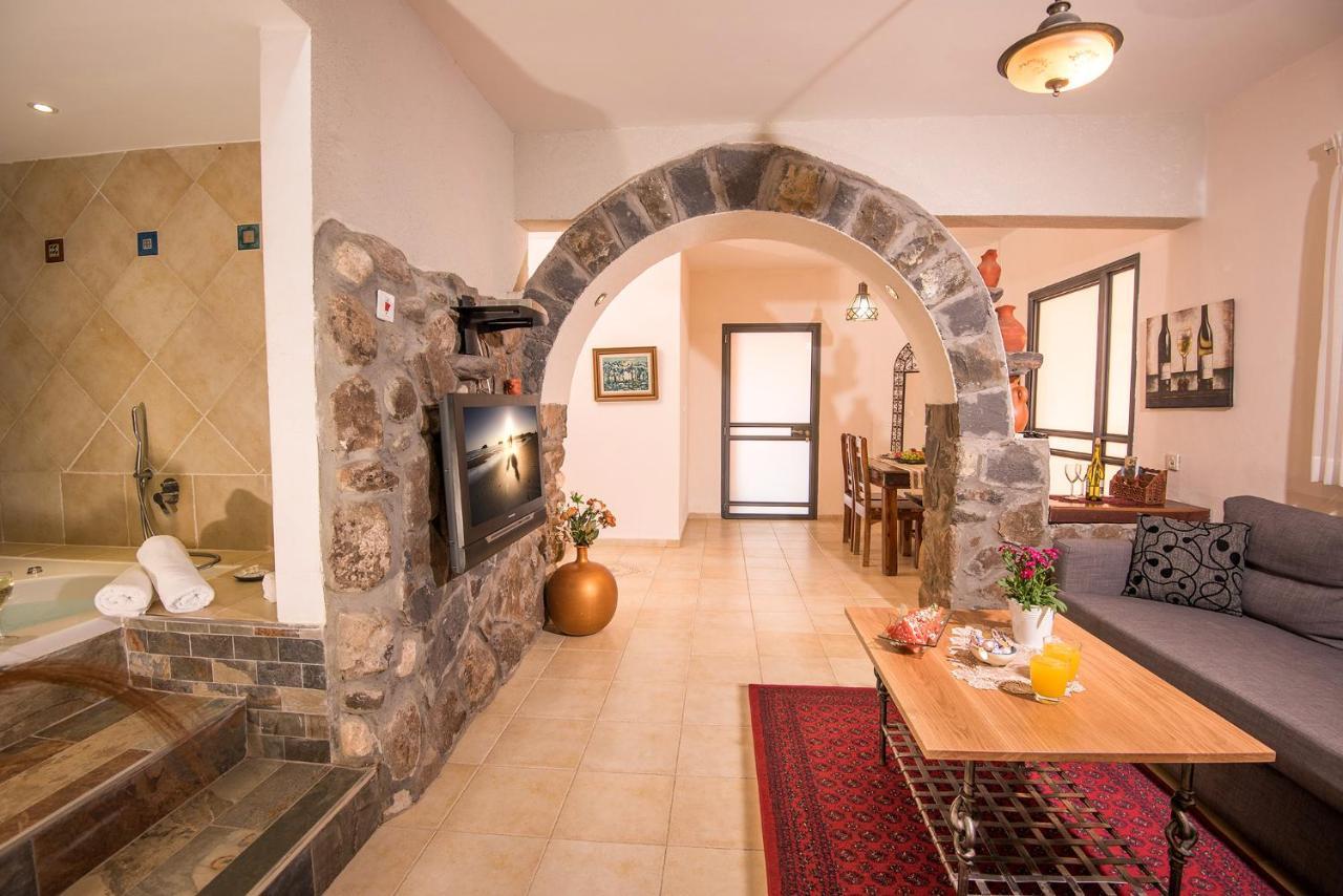 כחול ירוק בכפר Villa Had Nes Buitenkant foto